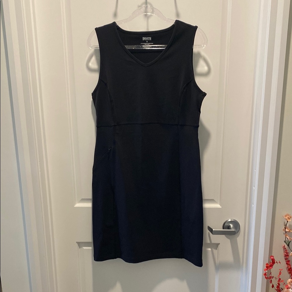 Duluth Trading Co Black Sheath Mini Dress Crew Neck Sleeveless